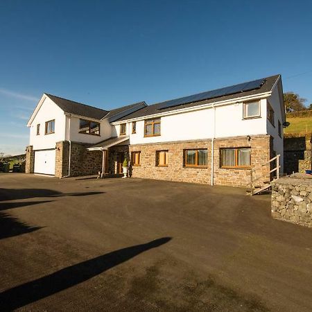 Y Grange Bed and Breakfast Llanfihangel-y-Creuddyn Εξωτερικό φωτογραφία