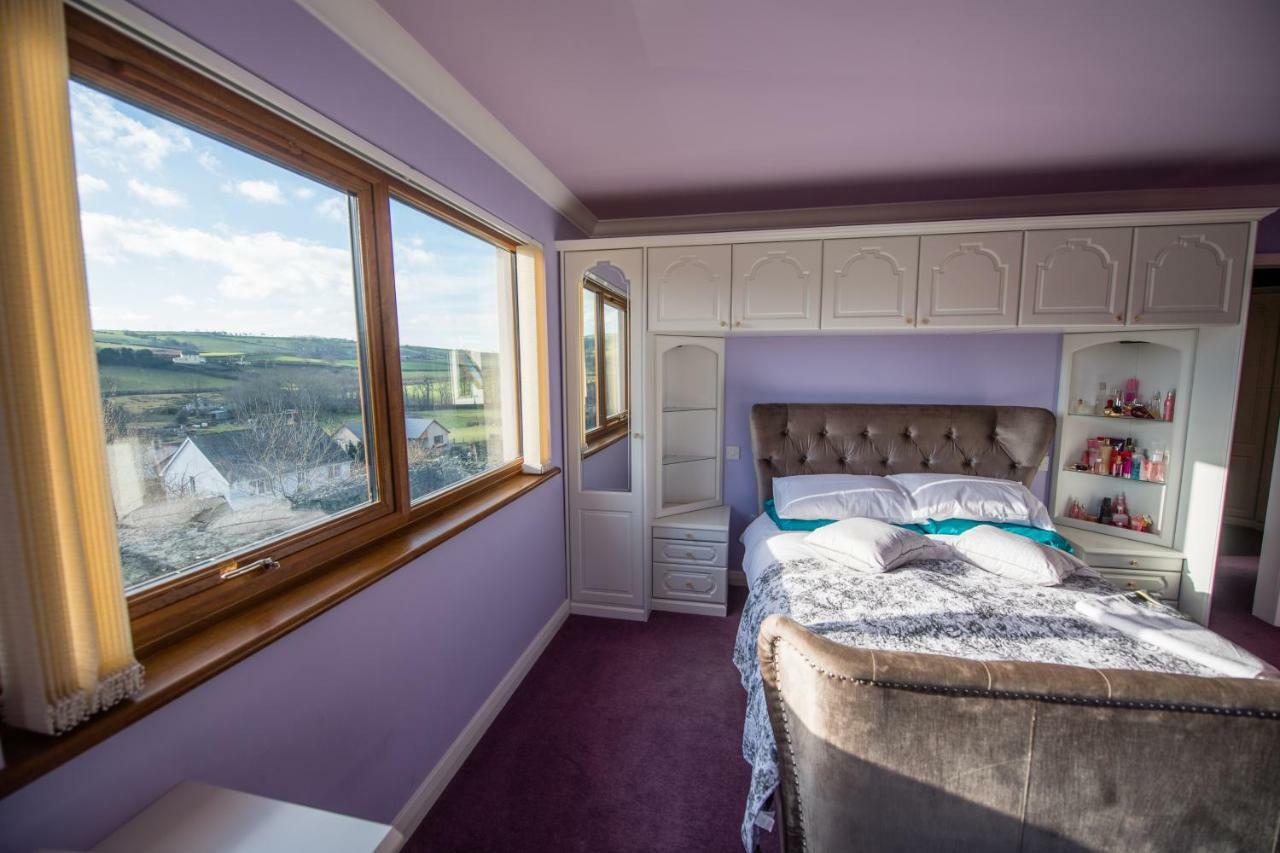 Y Grange Bed and Breakfast Llanfihangel-y-Creuddyn Εξωτερικό φωτογραφία