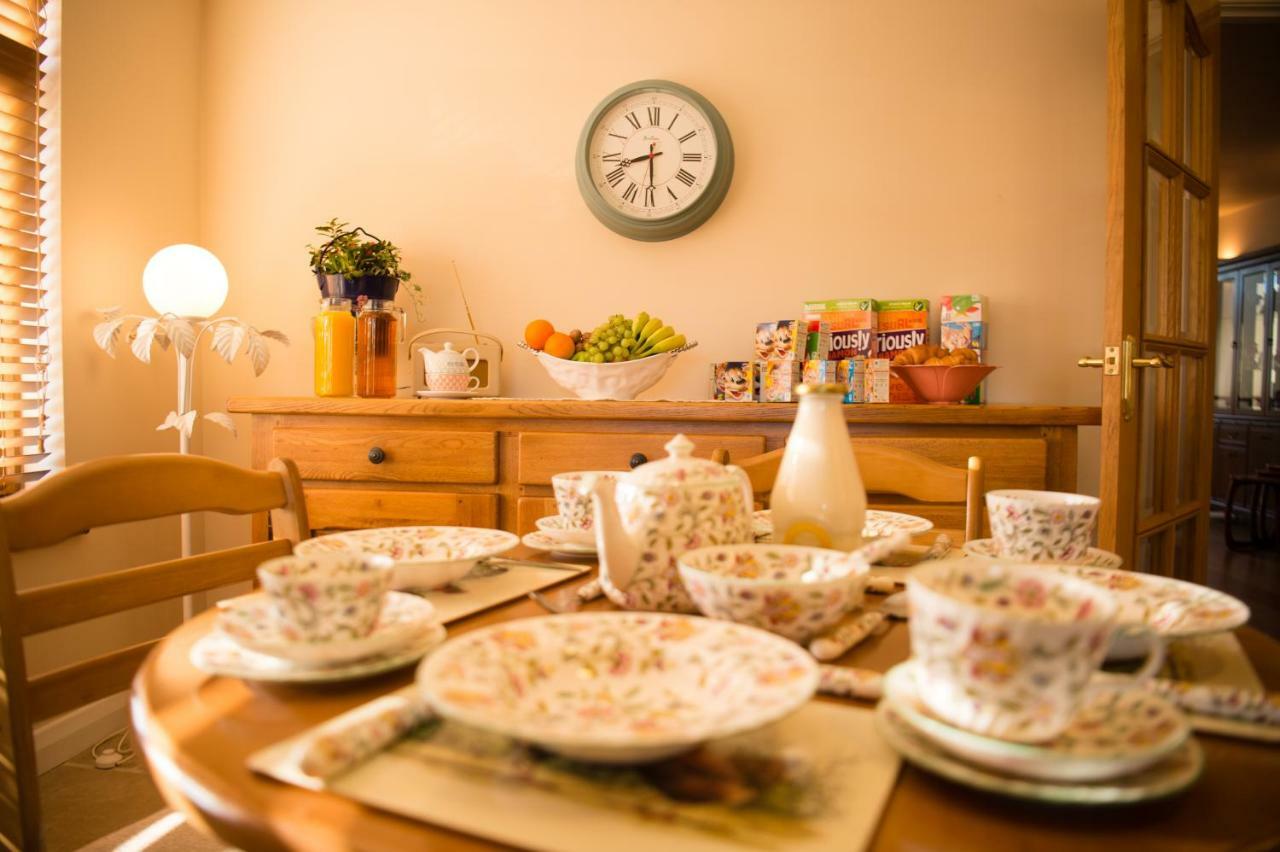 Y Grange Bed and Breakfast Llanfihangel-y-Creuddyn Εξωτερικό φωτογραφία