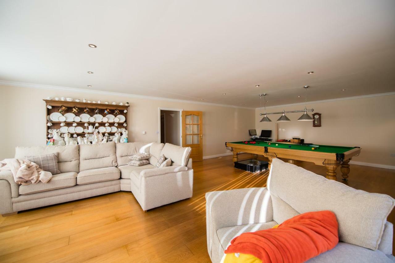 Y Grange Bed and Breakfast Llanfihangel-y-Creuddyn Εξωτερικό φωτογραφία