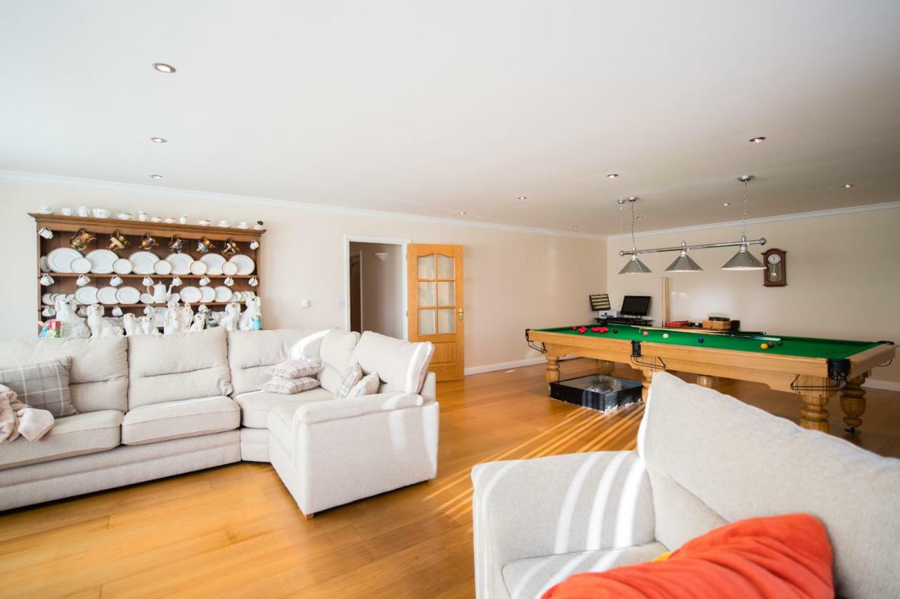 Y Grange Bed and Breakfast Llanfihangel-y-Creuddyn Εξωτερικό φωτογραφία