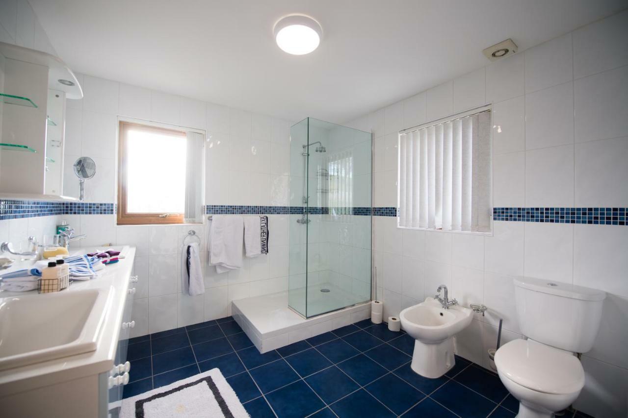 Y Grange Bed and Breakfast Llanfihangel-y-Creuddyn Εξωτερικό φωτογραφία