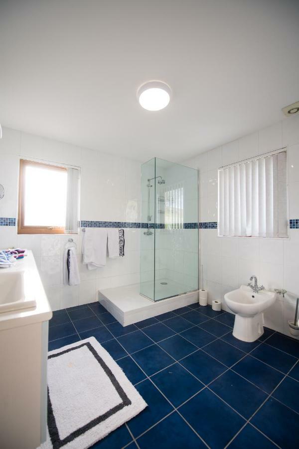 Y Grange Bed and Breakfast Llanfihangel-y-Creuddyn Εξωτερικό φωτογραφία